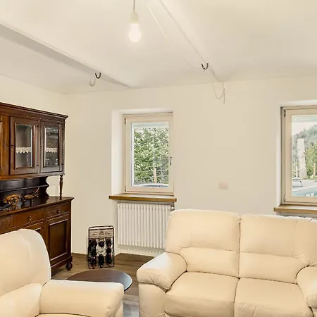 Cascina San Pietro * Коссано-Бельбо