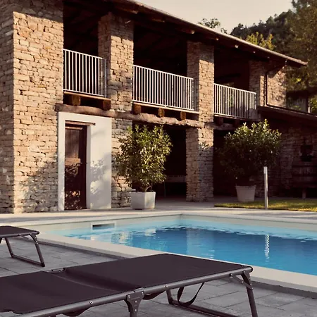 Cascina San Pietro 롯지