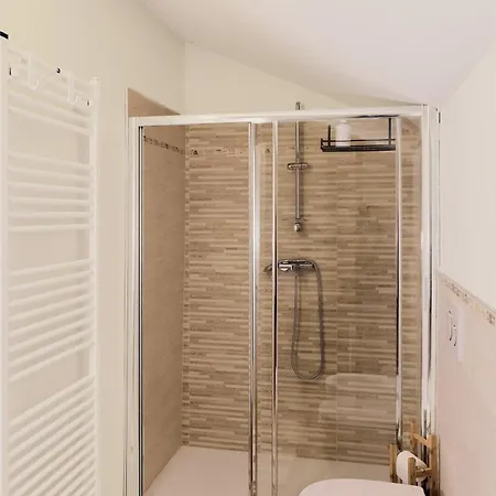 Cascina San Pietro 롯지 *