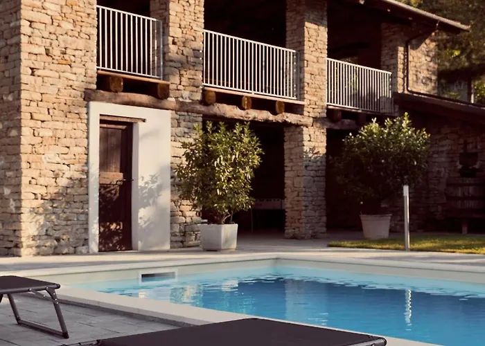 Cascina San Pietro ロッジ