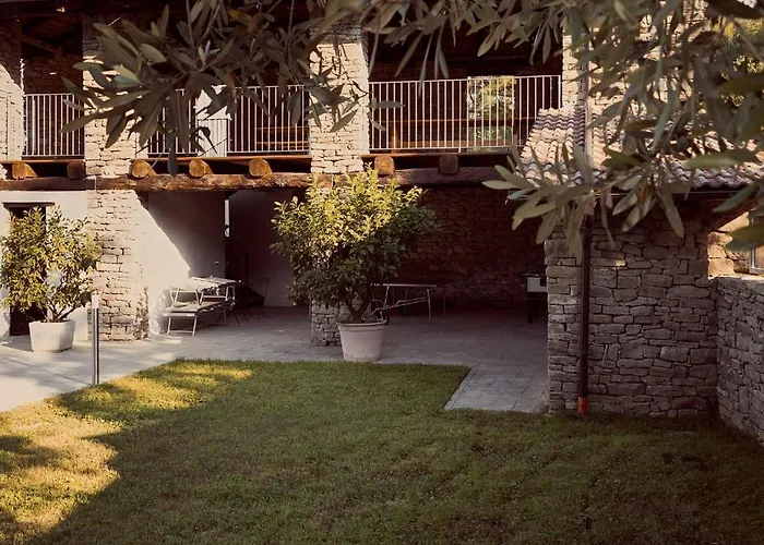 ロッジ Cascina San Pietro
